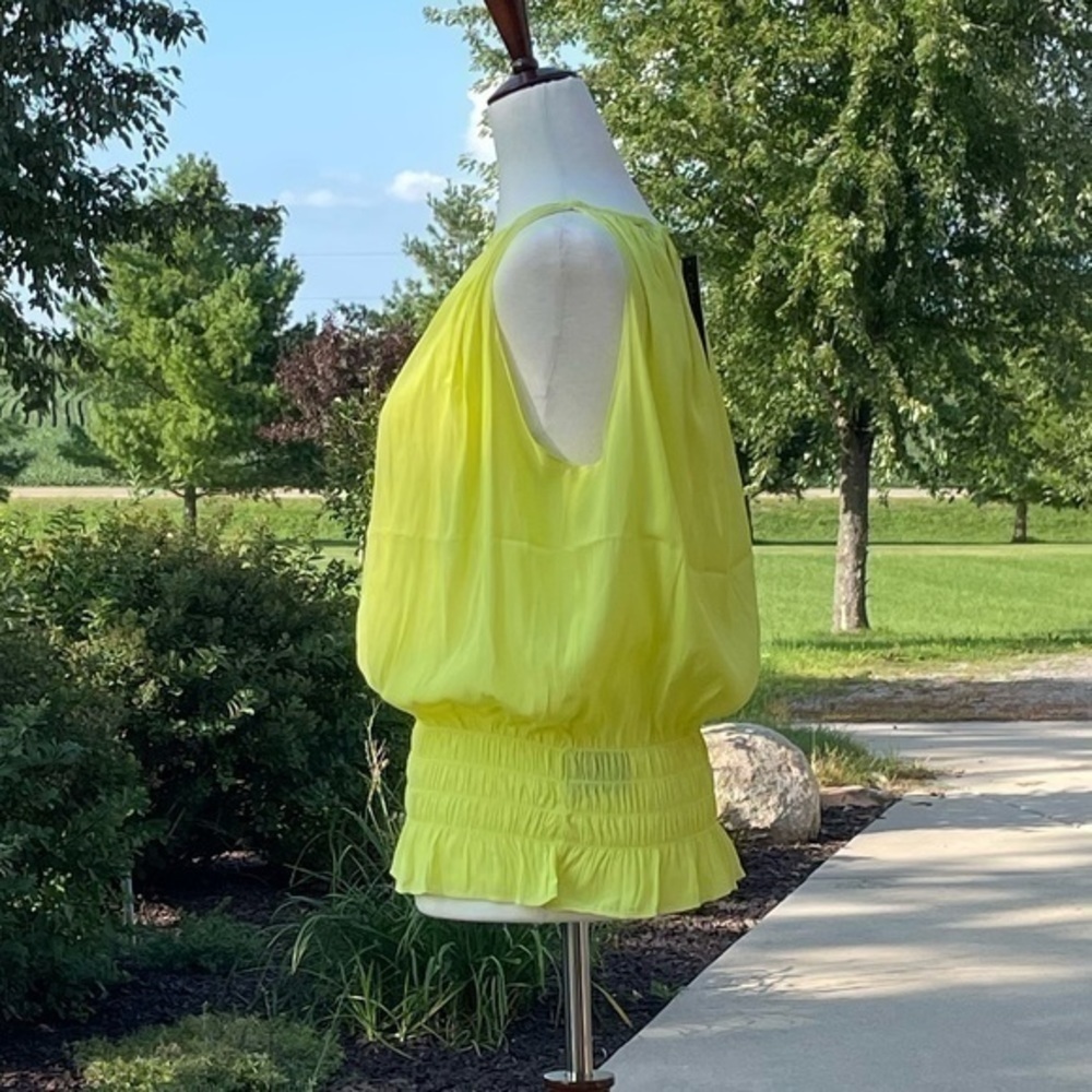 Catherine Malandrino Yellow Smocked Waist Blouson Sleeveless Blouse - Picture 3 of 7